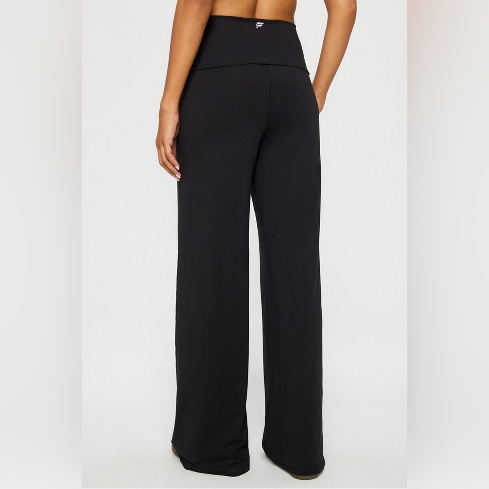 Women's Black Wide-Leg Pants